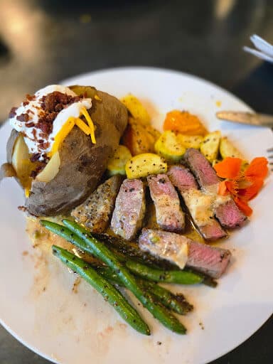 Farm-to-table dining