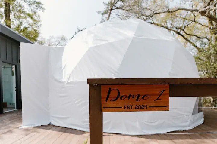 Glamping Domes exterior